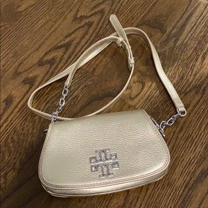 Tory burch wallet crossbody